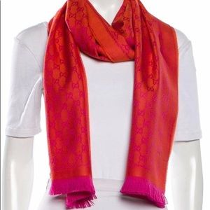 Authentic Gucci wool scarf